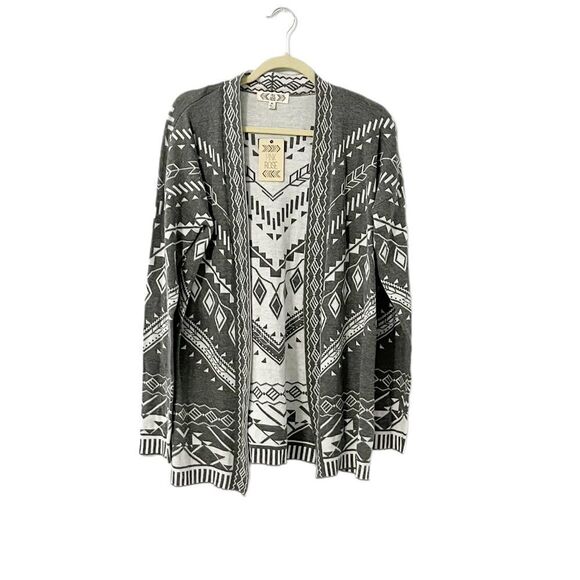 🟢Pink Rose Gray & Ivory Chevron Aztec Print Open Front Knit Cardigan Size XL - Picture 1 of 6